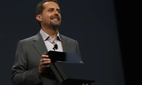 Retrato de Andrew House