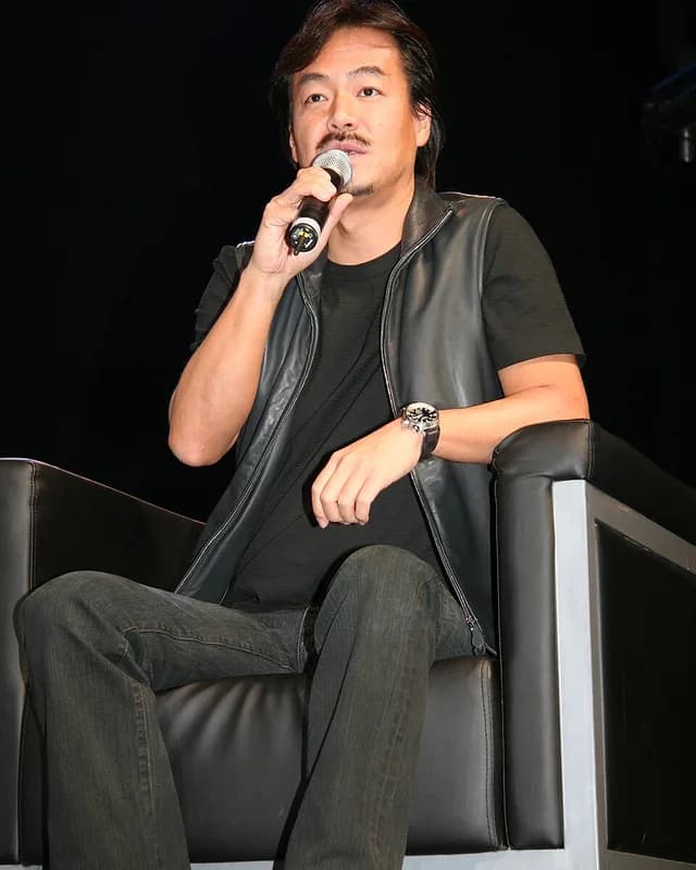 Retrato de Hironobu Sakaguchi