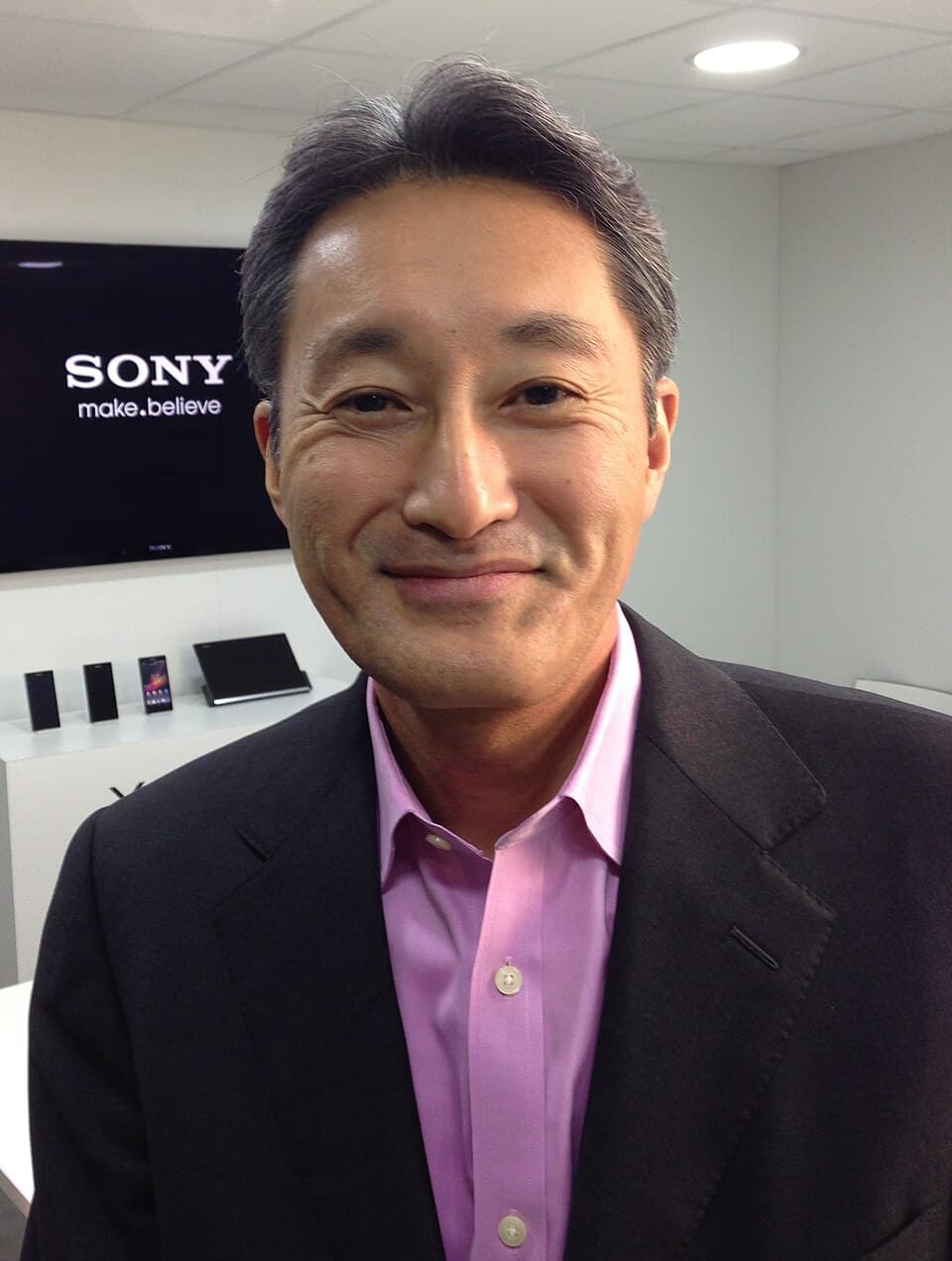 Retrato de Kaz Hirai