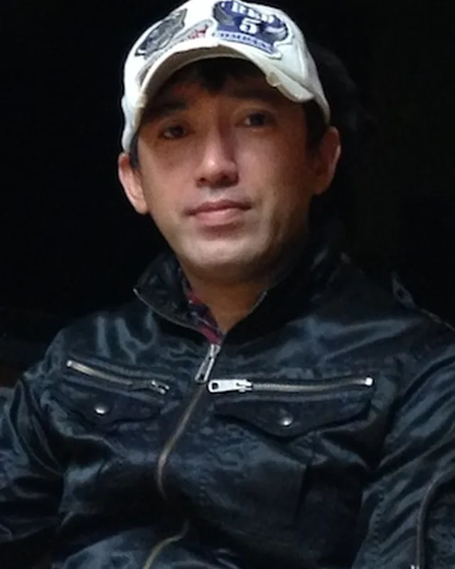 Retrato de Shinji Mikami
