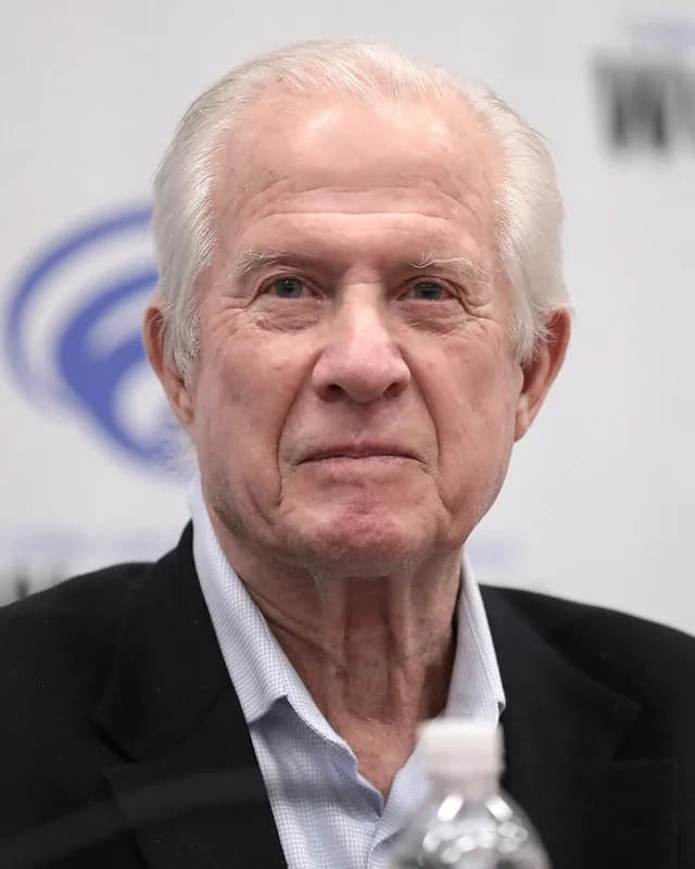 Retrato de Tom Kalinske
