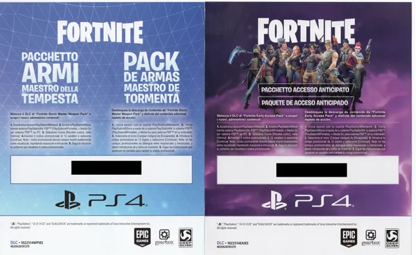 Folletos: Maestro de Tormenta y Acceso Anticipado · Reversos de Fortnite · PAL España